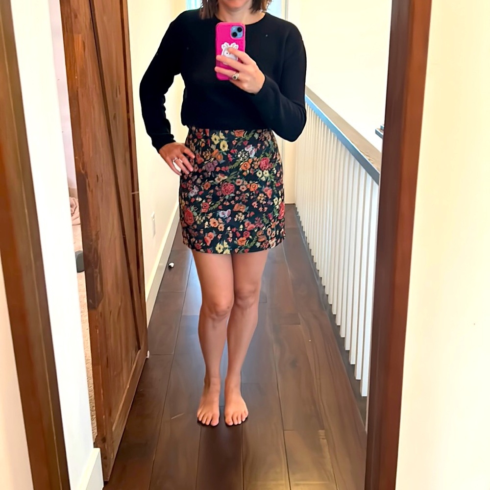High wasted vintage mini skirt